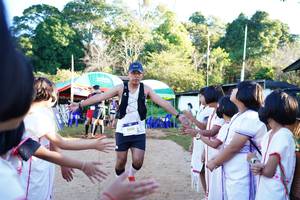 BIB: 2000
                            <button type="button" onclick="openModal(18979629)" class="btn btn-primary btn-sm float-right btn-popup" data-toggle="modal" data-target=".modal-high-quality">
                        <i class="fas fa-shopping-cart"></i> Add to Cart
                    </button>
                                            <button type="button" onclick="isThisMe(18979629, true)" class="btn btn-success btn-sm float-right btn-popup btn-isme hidden" data-toggle="tooltip" data-placement="bottom" title="นี่คือรูปของคุณใช่ไหม คลิกที่นี่เพื่อเอาเข้าอัลบั้ม">
                        <i class="fas fa-plus"></i> Add to album
                    </button>
                    <button type="button" onclick="isThisMe(18979629, false)" class="btn btn-warning btn-sm float-right btn-popup btn-isnotme hidden">
                        <i class="fas fa-ban"></i> Remove from album
                    </button>